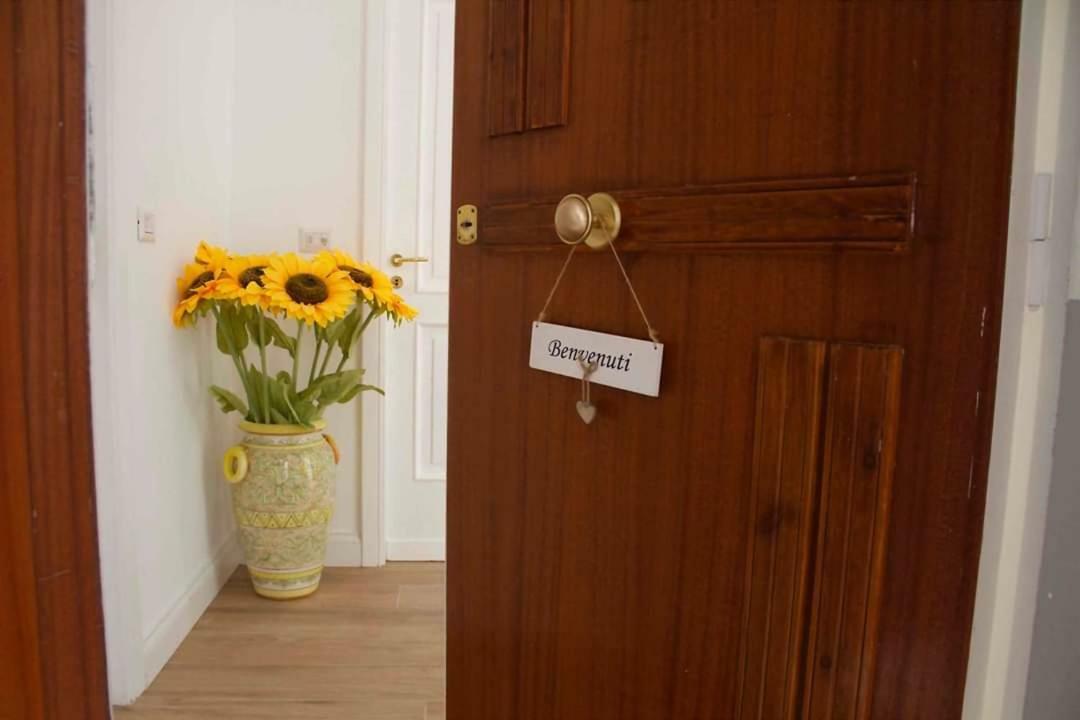 شقة Casa Fabiana نابولي المظهر الخارجي الصورة